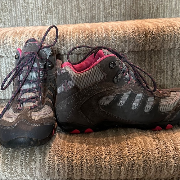 Size 9 women's hiking boots - Picture 3 of 7